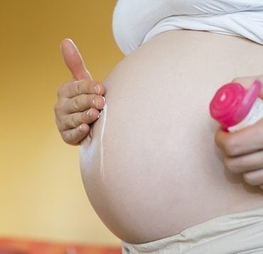 Eviter l'apparition de vergetures durant la grossesse