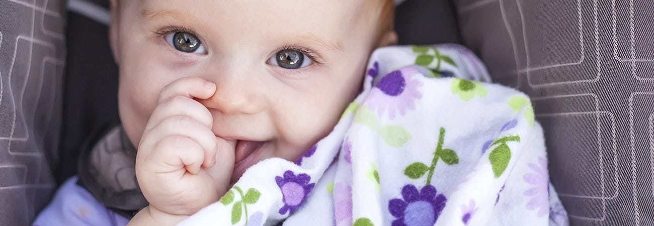 Besoin De Succion Chez Bebe Pouce Ou Tetine L Bledina