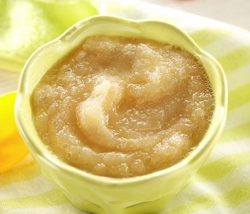 Recette Bebe 4 6 Mois Puree Compote De Pomme Bledina