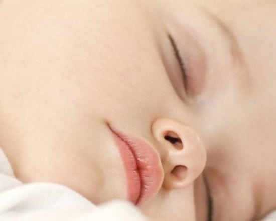 Les rythmes du sommeil de bébé de 0 à 3 mois