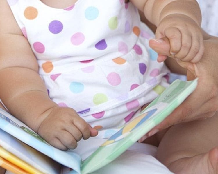 B?�b?� 21 mois : alimentation et repas, d?�veloppement, sommeil | Bl?�dina