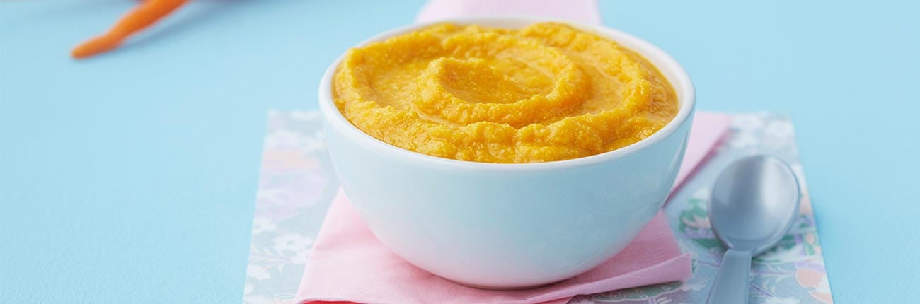 Recette Bebe 4 6 Mois Puree De Carottes Et Pommes De Terre Bledina