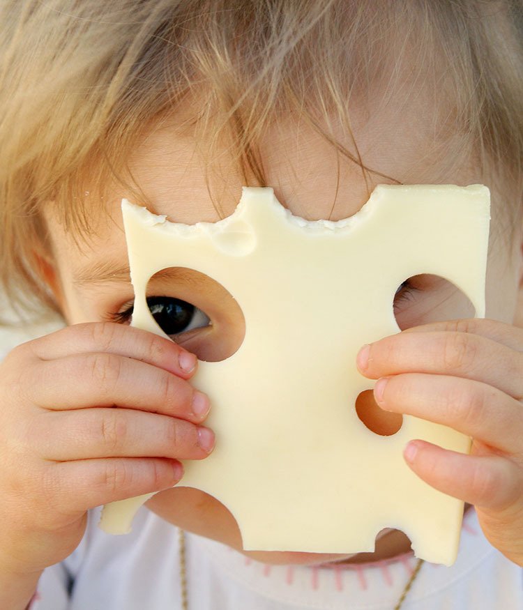 Diversification alimentaire : quels yaourts et fromages pour mon bébé ?