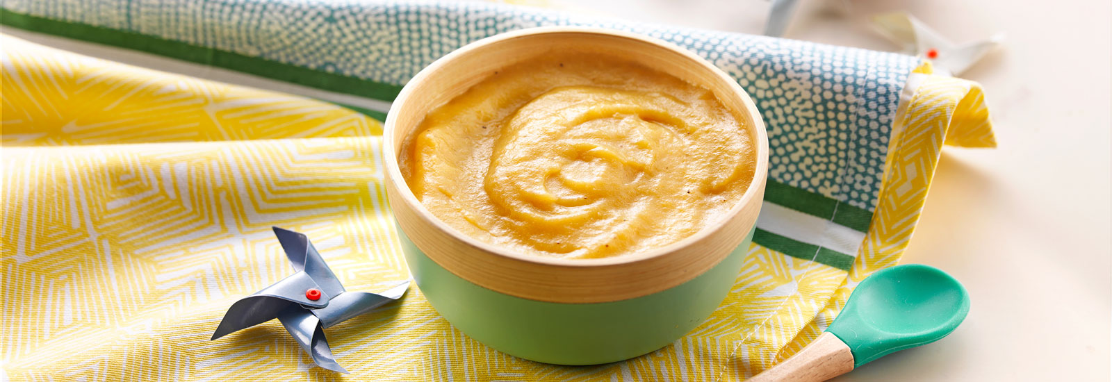 Gouter Bebe 6 Mois Puree De Fruits Banane Fruit De La Passion Bledina