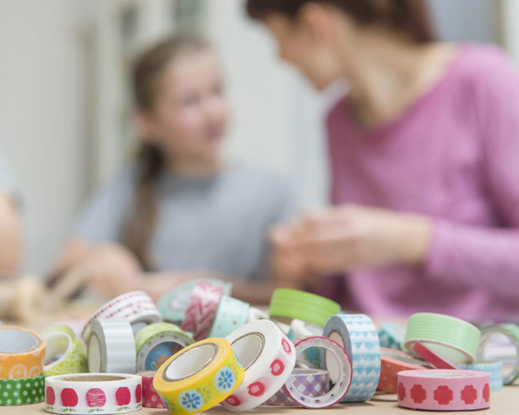 Masking Tape Idees Creatives Pour Enfants Bledina Masking Tape Idees Creatives Pour Enfants Bledina