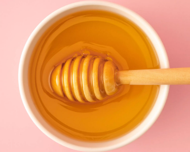 Bébé peut-il manger du miel ?